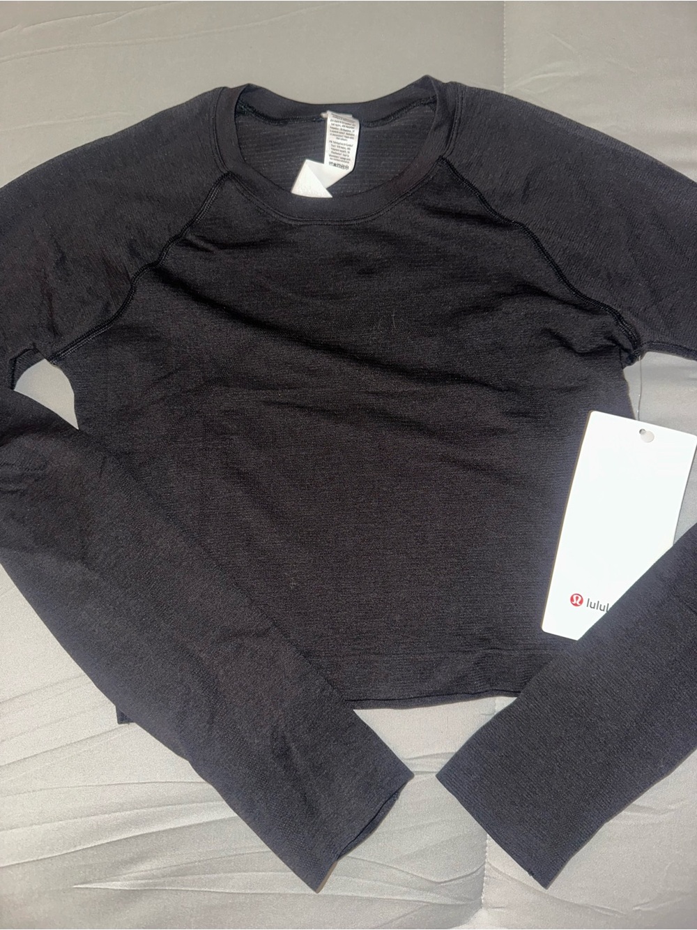 Lululemon Swiftly Tech Cropped Long Sleeve 2.0 Black - NWT 6